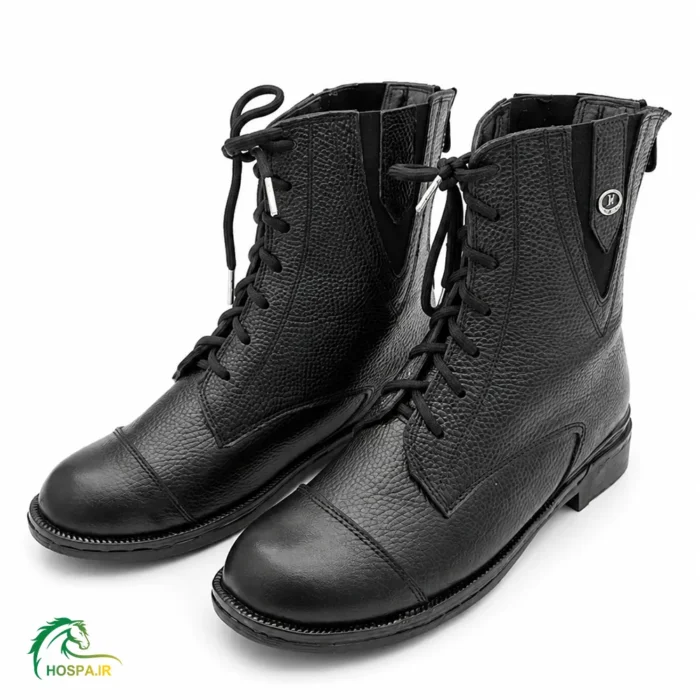 نیم بوت سوارکاری بندی و پشت زیپ چرم طبیعی هوسپا مشکی از رو به رو