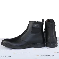 نیم بوت سوارکاری بغل زیپ مدل کاوه مشکی هوسپا چرم مصنوعی نمای ه بغل